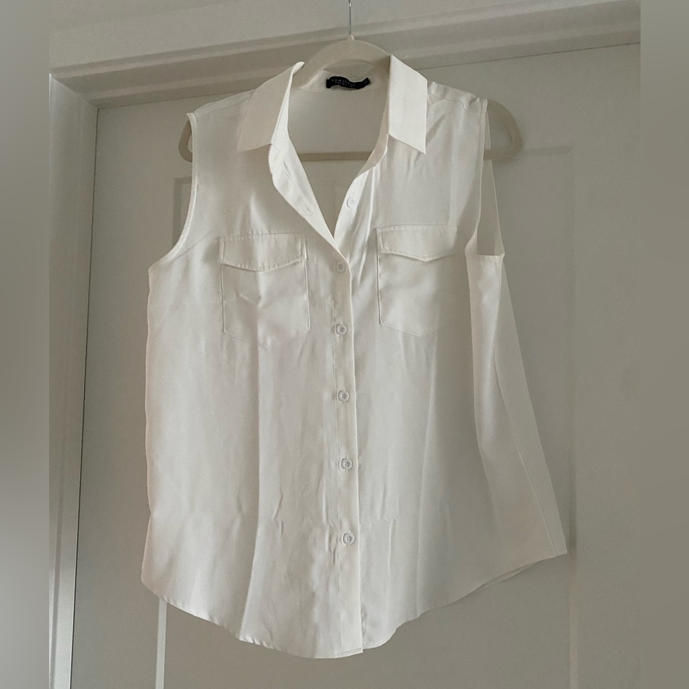 Women's White Sleeveless Blouse